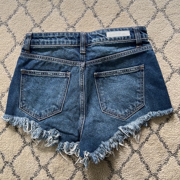 Getting rid of clothes. - Picture 2 of 2